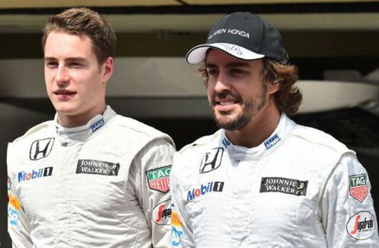 雷诺车队横扫索伯车队,汉密尔顿带队取胜 雷诺车队横扫索伯车队,汉密尔顿带队取胜