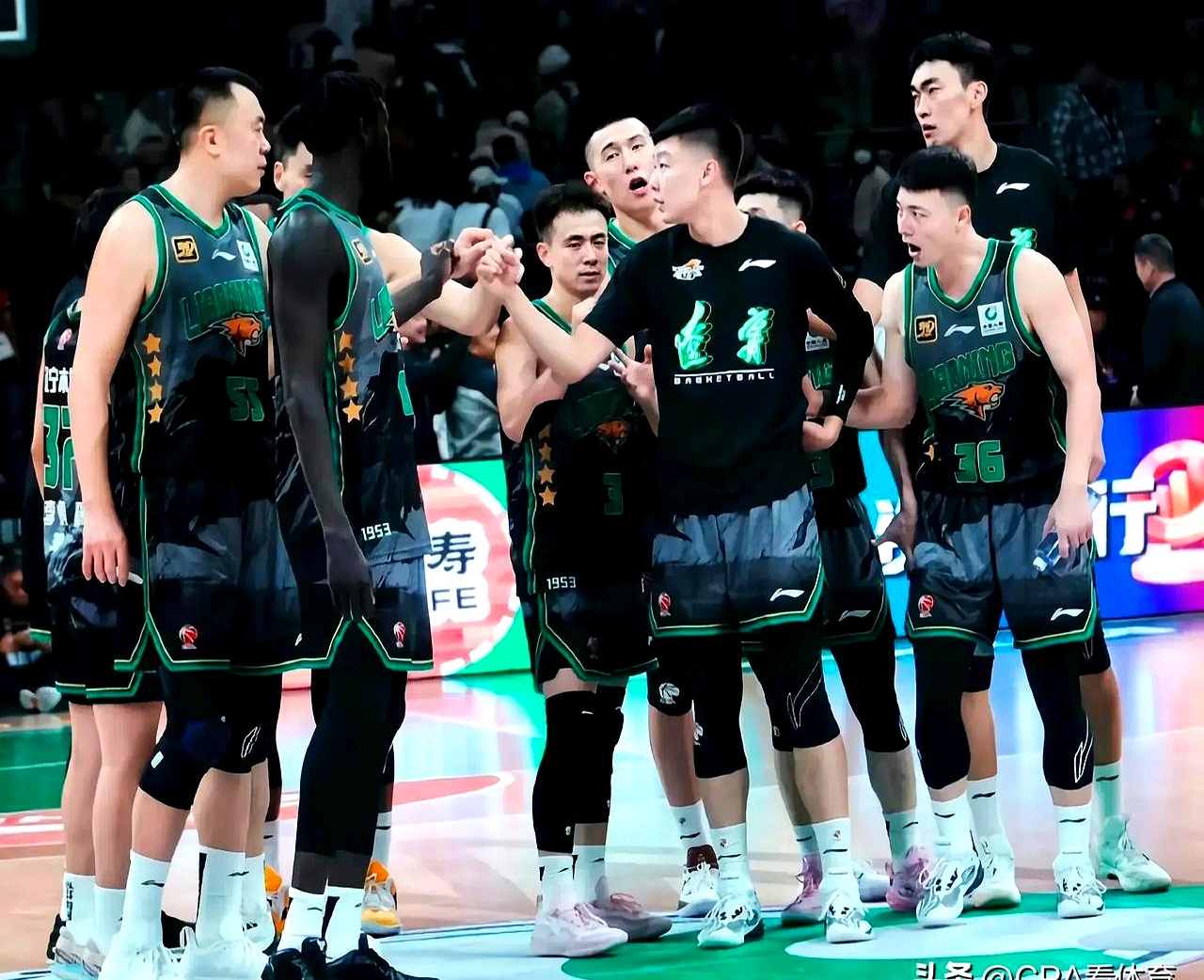 火箭险胜吉林队,锡安惊艳四座 火箭险胜吉林队,锡安惊艳四座