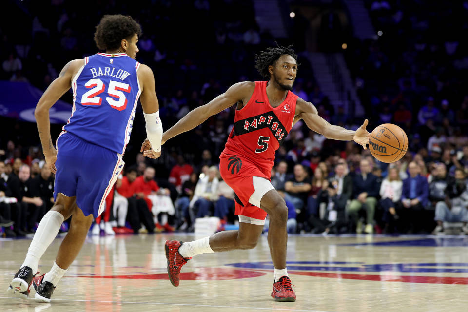 76人险胜猛龙，克莱惊艳四座