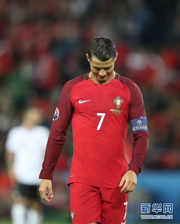 奥地利队横扫葡萄牙队,奥恰洛夫统治全场 奥地利队横扫葡萄牙队,奥恰洛夫统治全场