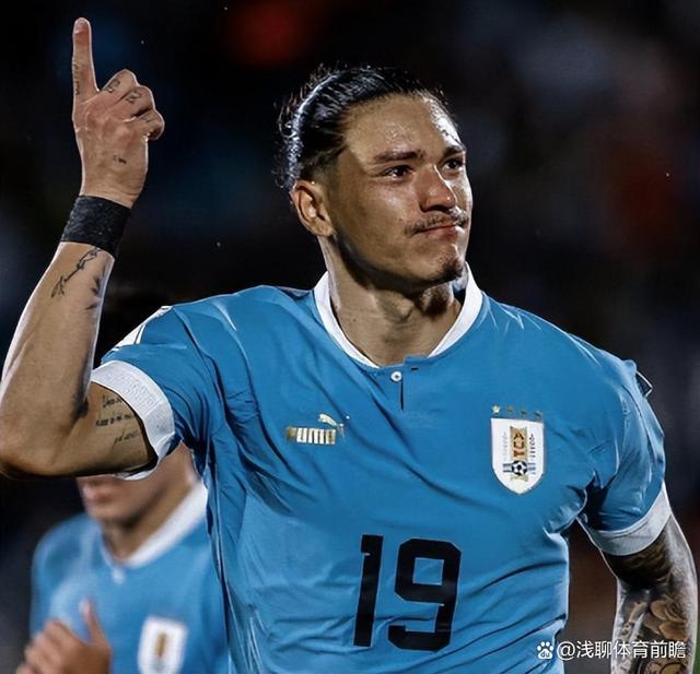 乌拉圭翻盘瑞士,马丁内利统治全场 乌拉圭翻盘瑞士,马丁内利统治全场