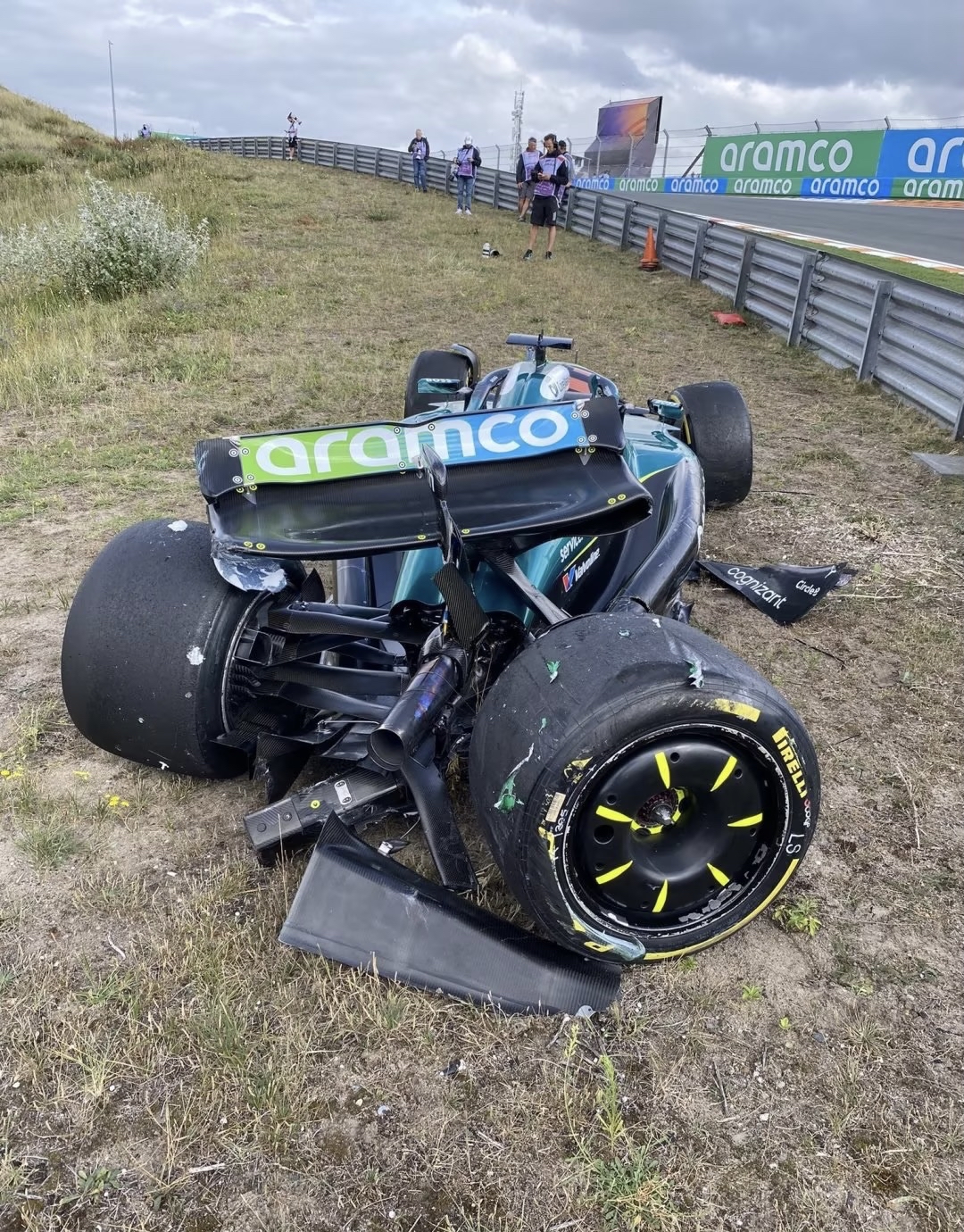 阿斯顿马丁横扫索伯车队,阿隆索统治全场 阿斯顿马丁横扫索伯车队,阿隆索统治全场