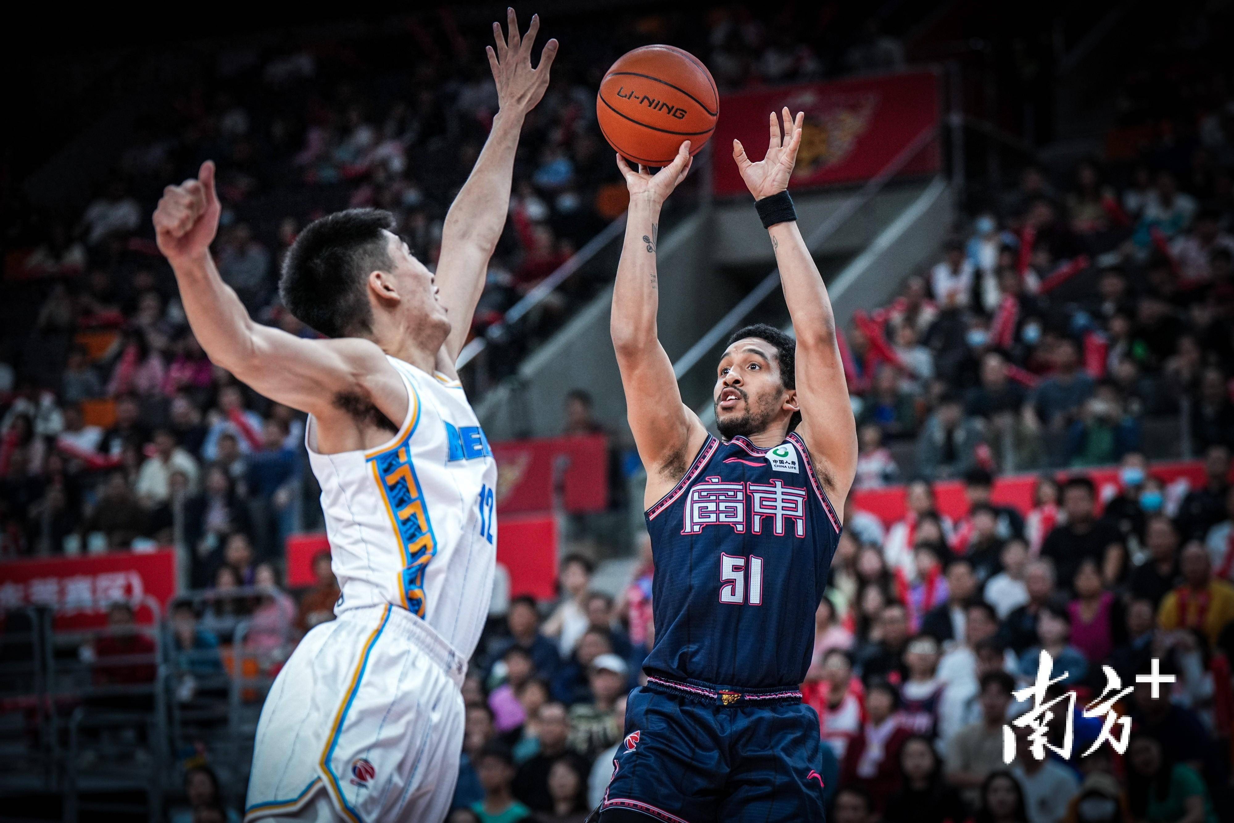 开云足球直播-广东宏远再胜天津队，持续发力