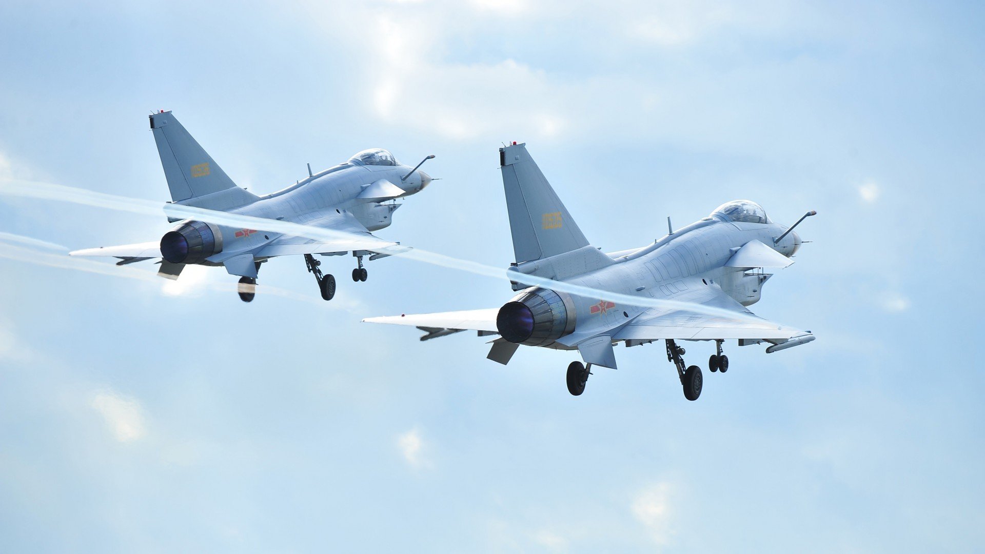 森林狼冲垮广厦队，拉文在东决关键战接管比赛