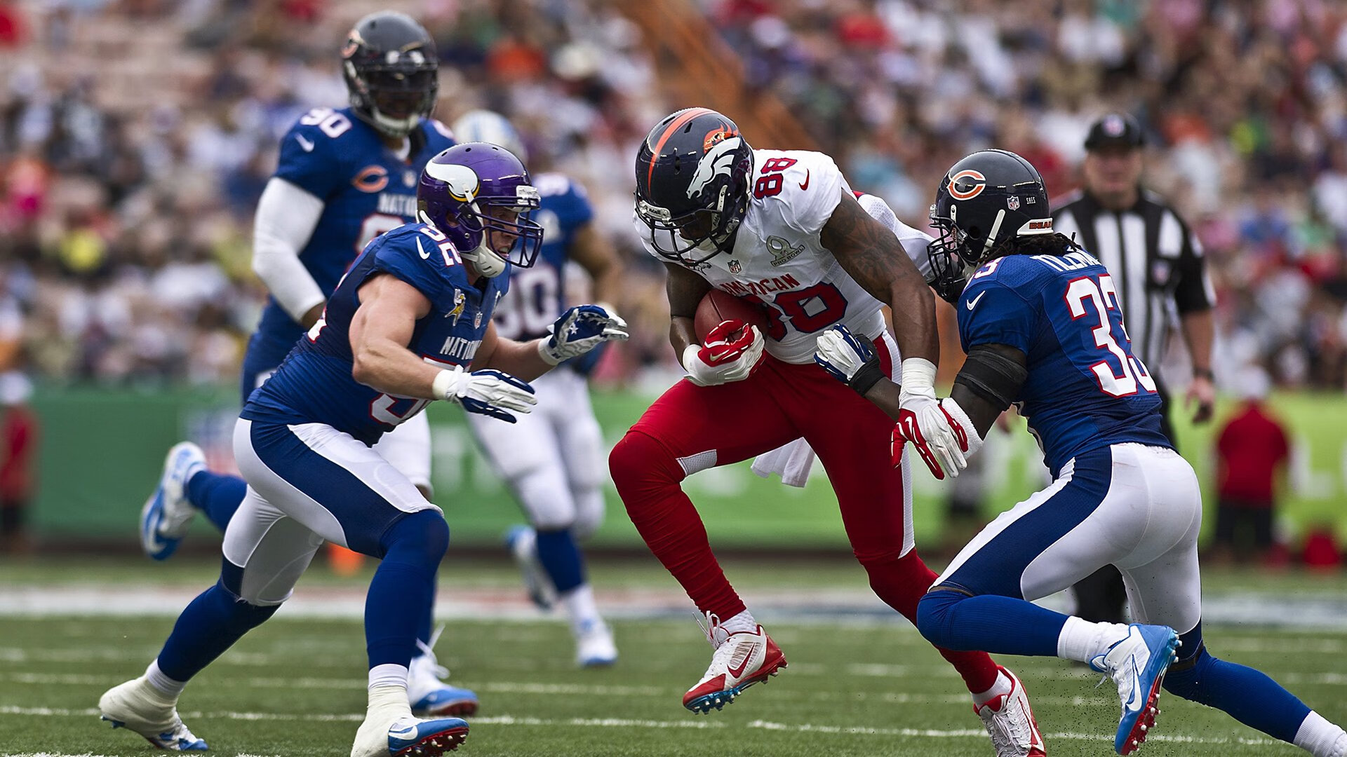 步行者巅峰对决险胜鹈鹕,西亚卡姆狂砍45分刷新个人纪录